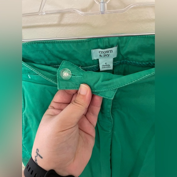 ✨Crown & Ivy Green Charolette Style Pants Size 4 - Picture 4 of 7